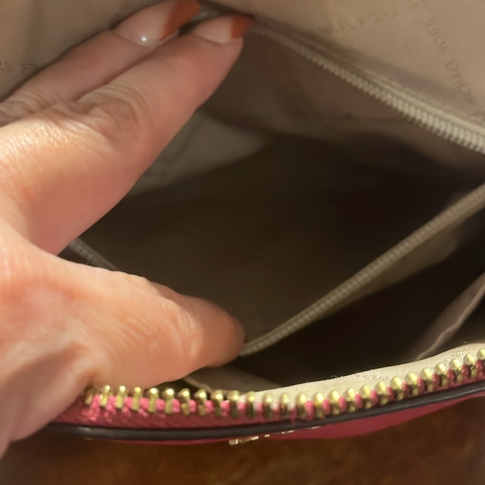 MICHAEL KORS PINK PURSE - Picture 6 of 8